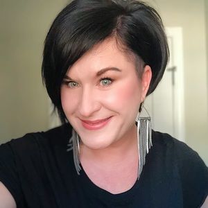 Meet your Posher, Andee